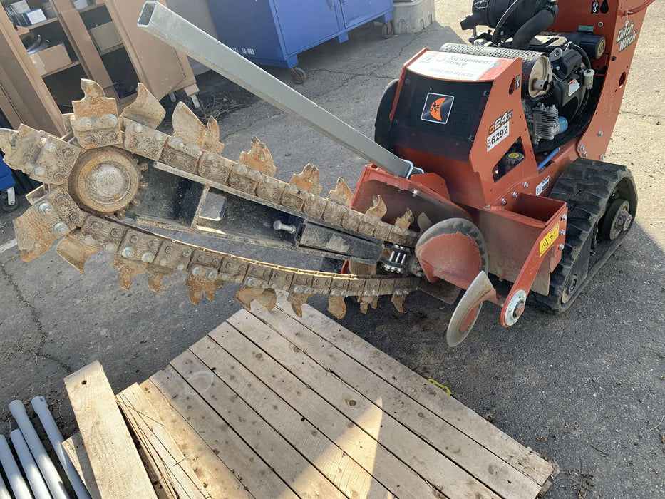 2020 DITCH WITCH C24XA