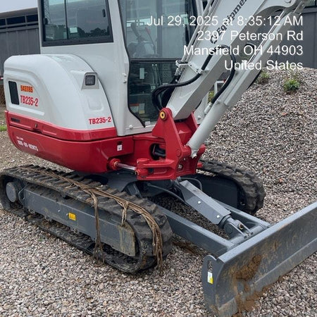 2025 TAKEUCHI TB235-2CR