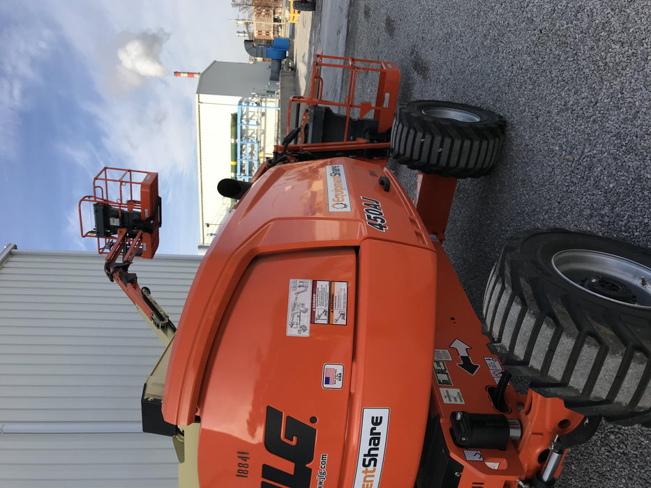 2019 JLG 450AJ