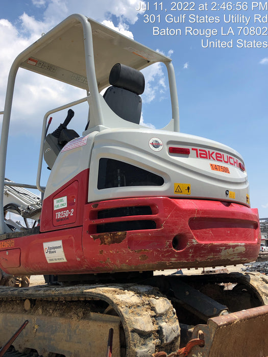 2021 TAKEUCHI TB250-2
