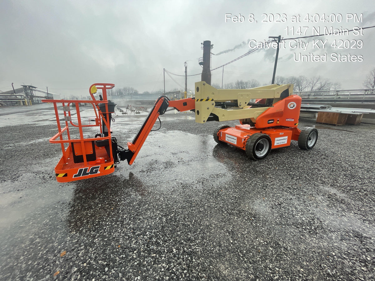 2022 JLG E450AJ