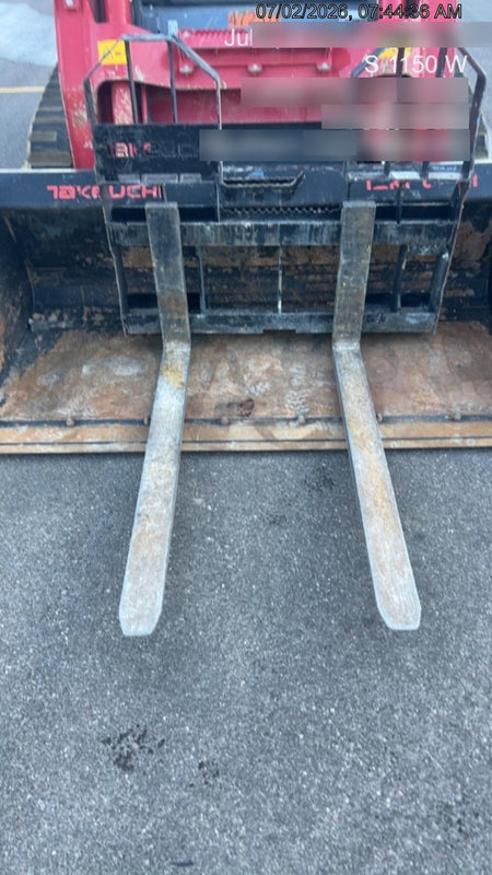 2021 TAKEUCHI 48" Pallet Forks - Takeuchi