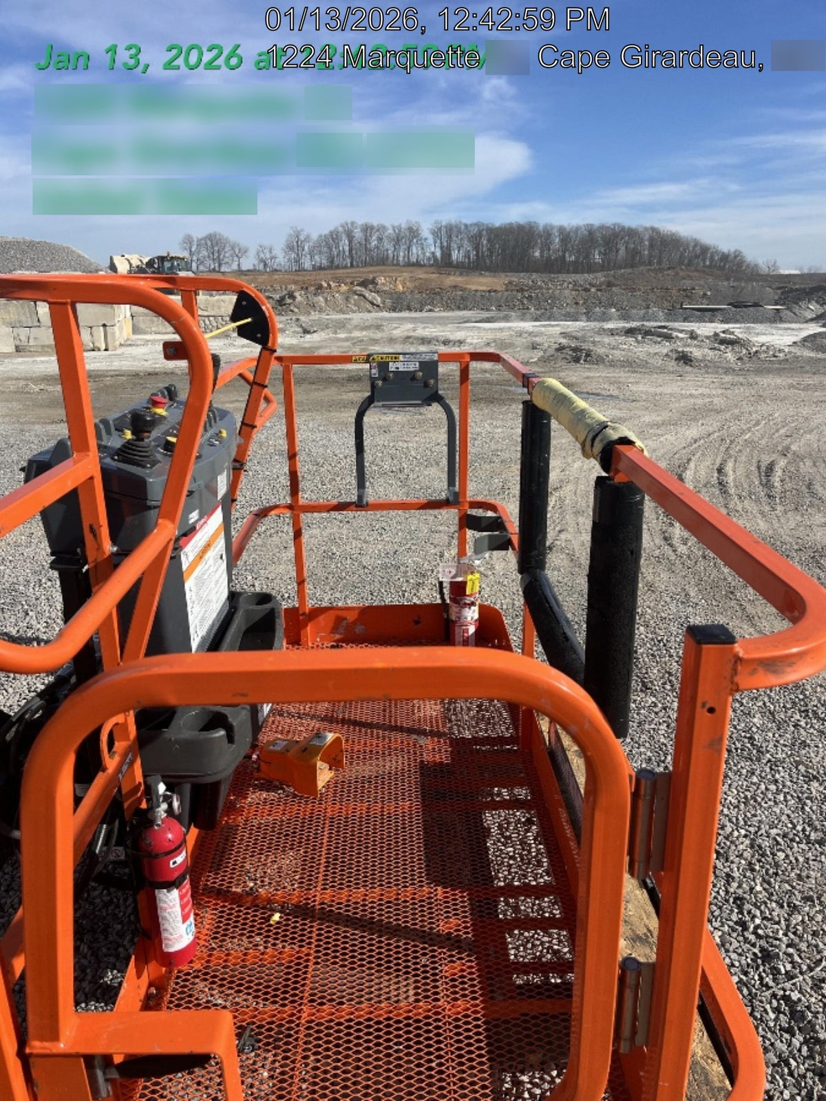 2025 JLG 660SJ