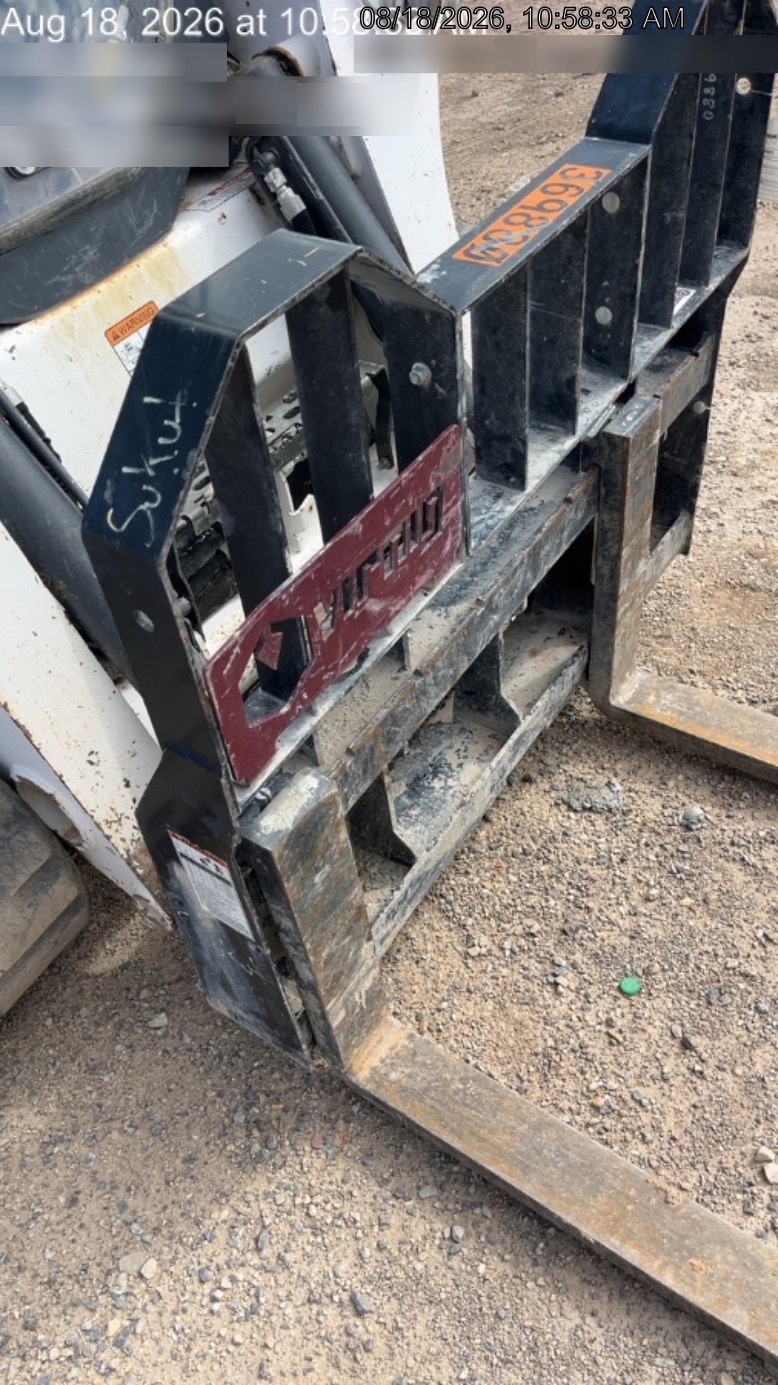 2018 ARROW MATERIAL HANDLING 48" Pallet Forks - Arrow