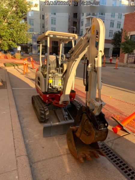 2023 TAKEUCHI TB20e