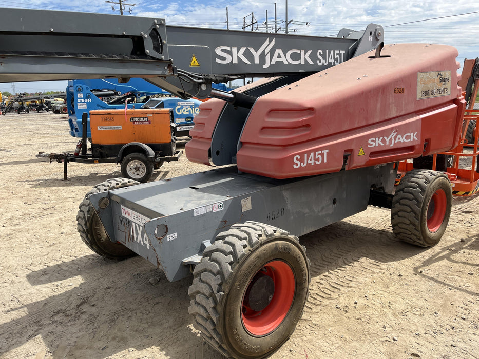 2017 Skyjack SJ45T+
