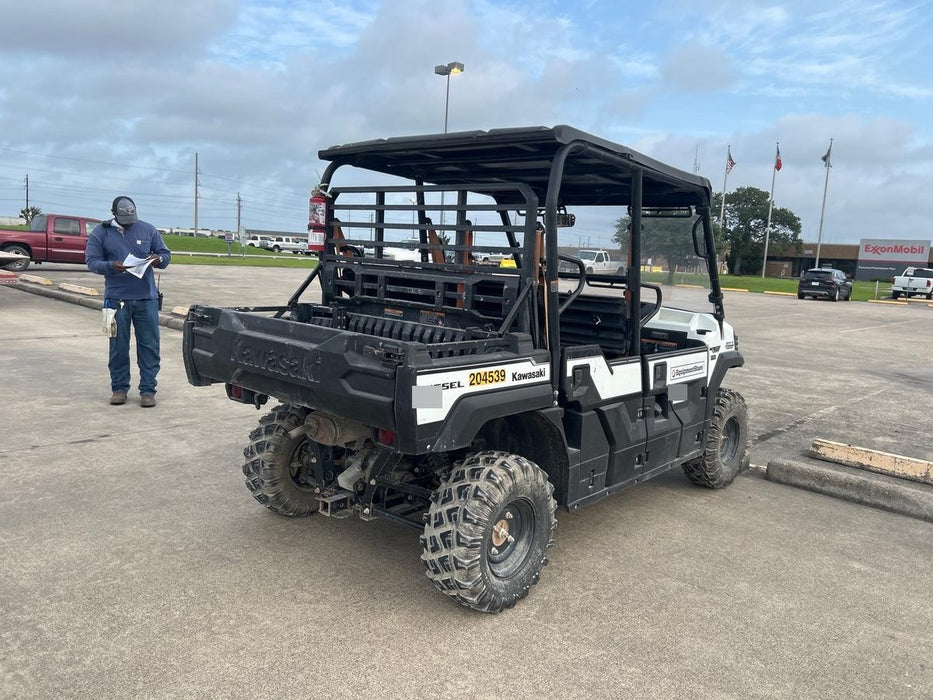 2022 Kawasaki Mule PRO-DXT Standard Options, Backup Alarm, Beacon, Plastic Hard Top, Poly Windshield, Horn Kit