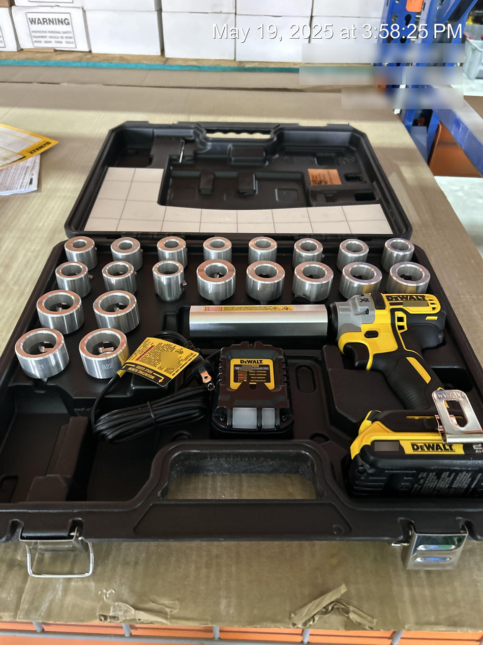 2025 DEWALT DCE151TD1
