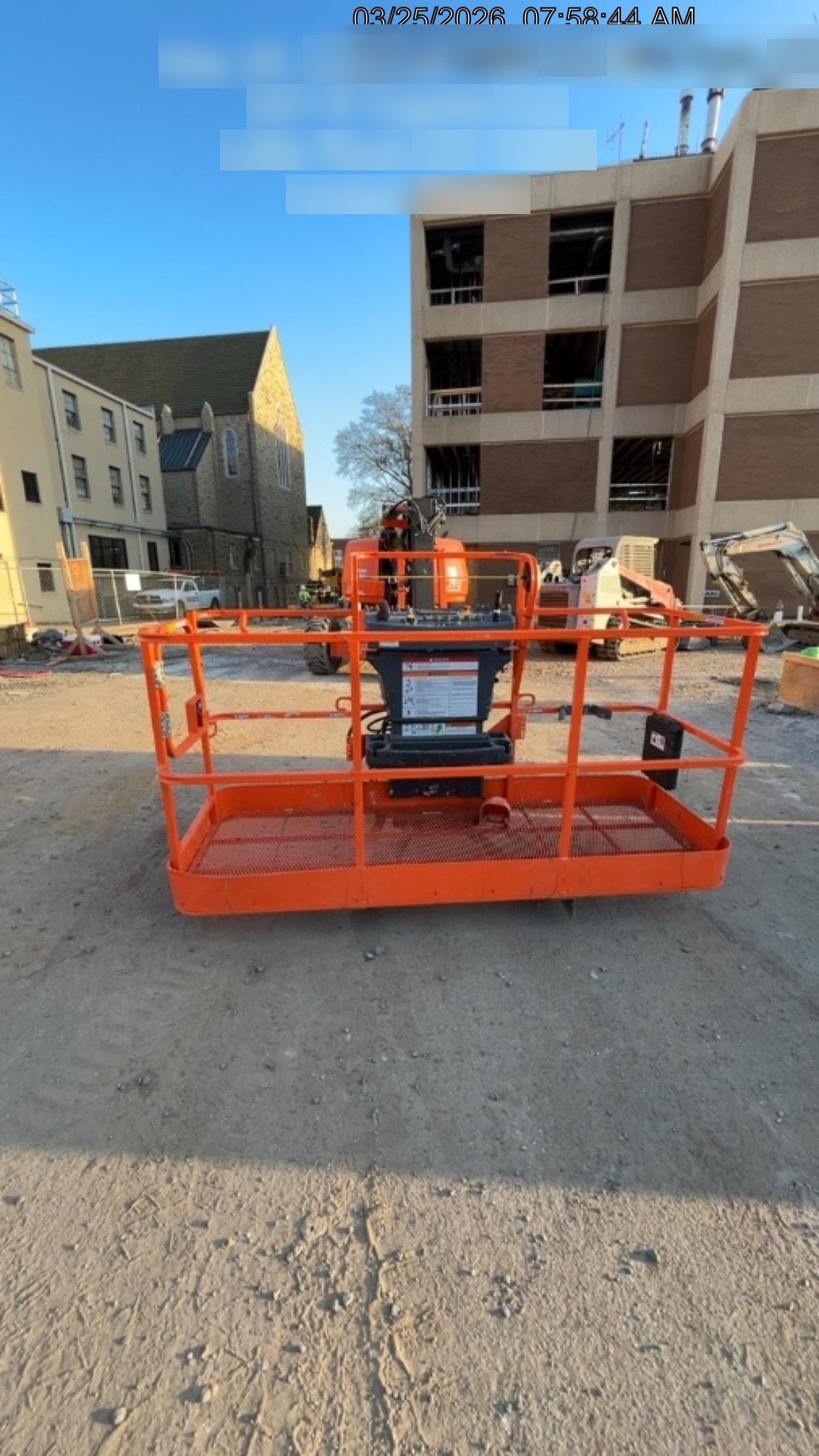 2023 JLG 660SJ