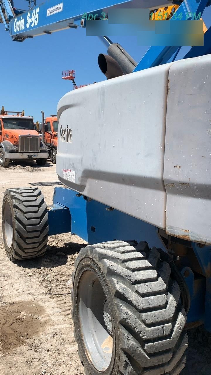 2016 GENIE S-85