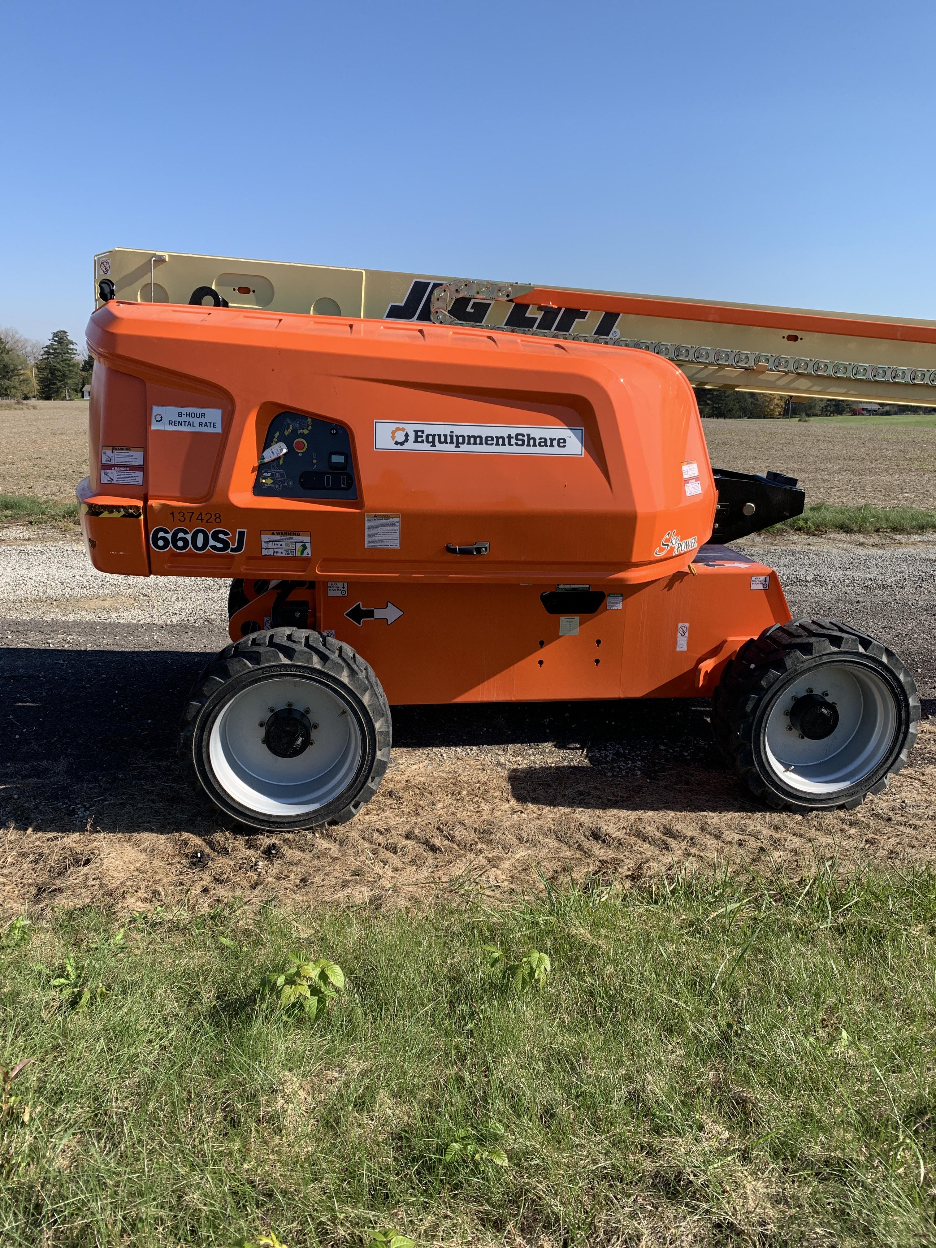 2021 JLG 660SJ