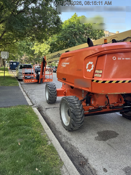 2022 JLG 660SJ