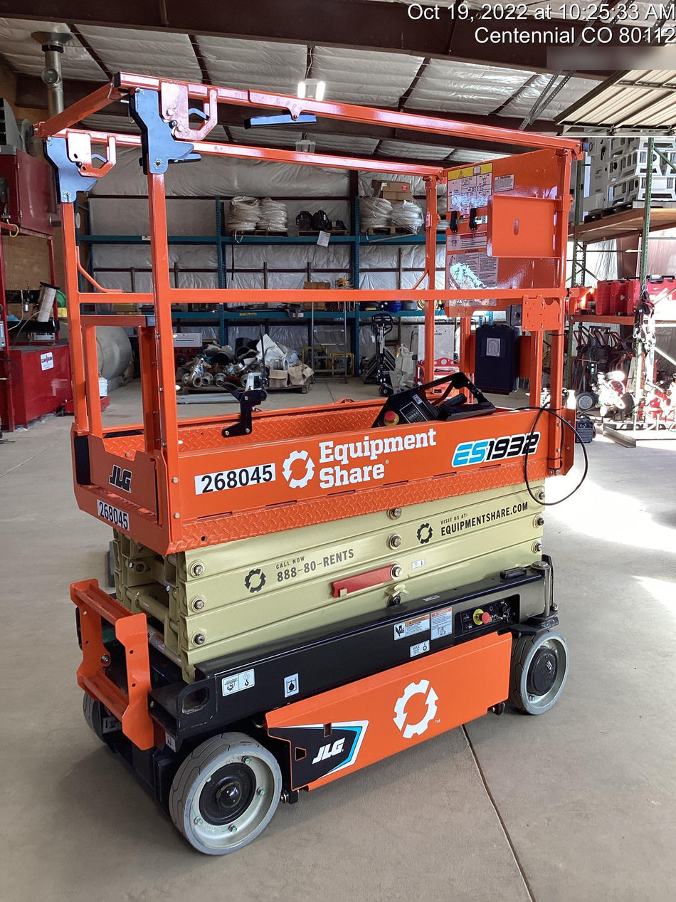 2022 JLG ES1932