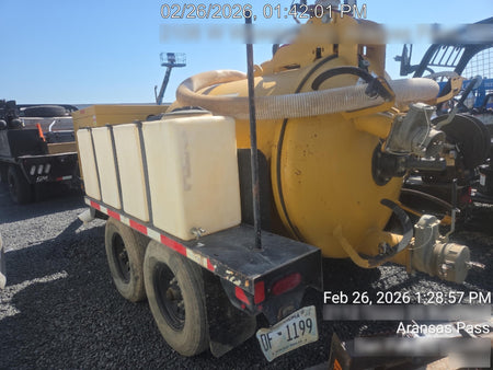 2021 VAC-TRON LP573XDT