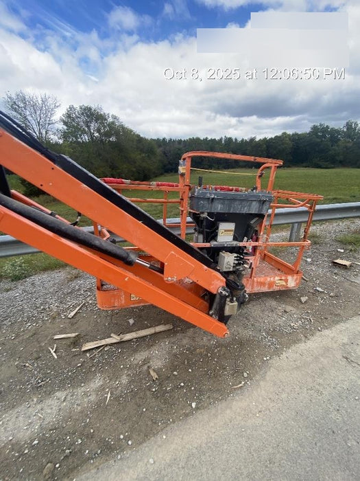 2019 JLG 860SJ