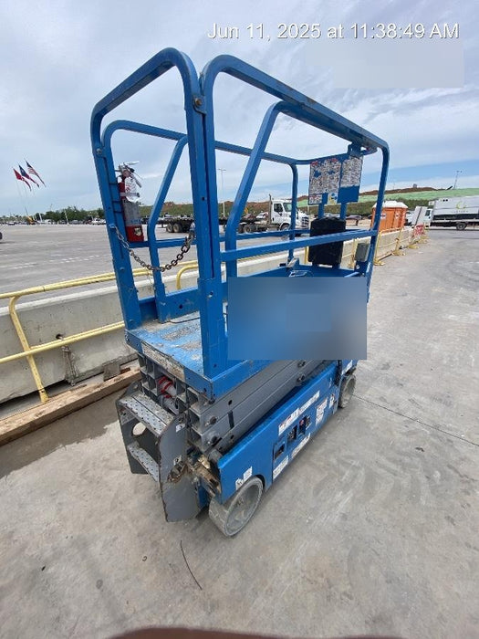 2019 Genie GS-1930 Fixed rails with chain Entry