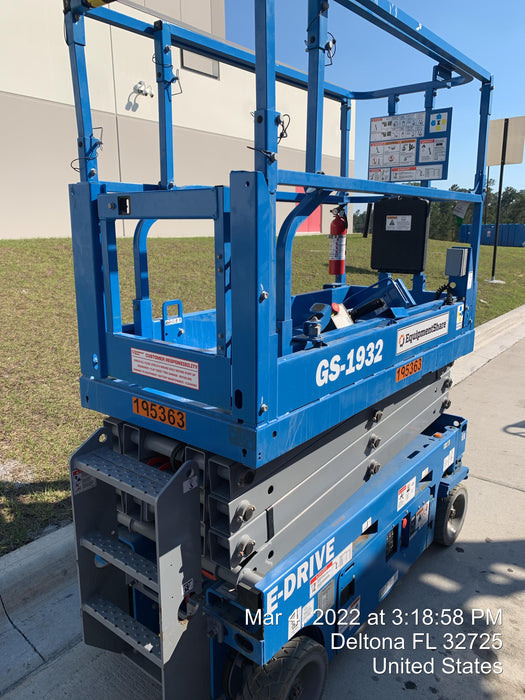 2021 GENIE GS-1932