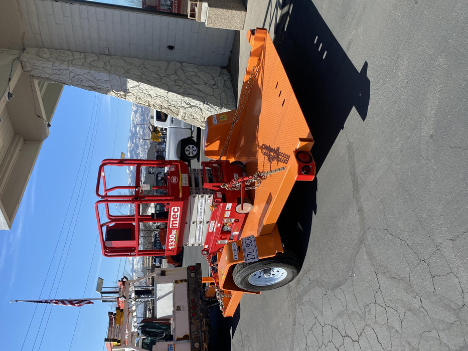 2020 MEC 1330SE Solid NM Tires, Steel Swing out Doors, LCS, Beacon, 900W Invertor