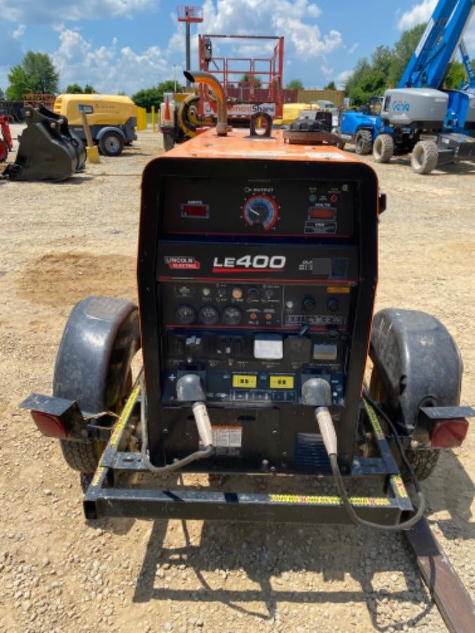 2022 Lincoln Electric LE400 Kubota V1505, Trlr, Cable Rack, Light Kit, ES Decals, T3