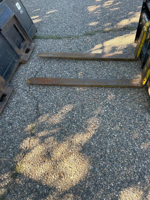 2022 DIGGA 48" Pallet Forks - Digga