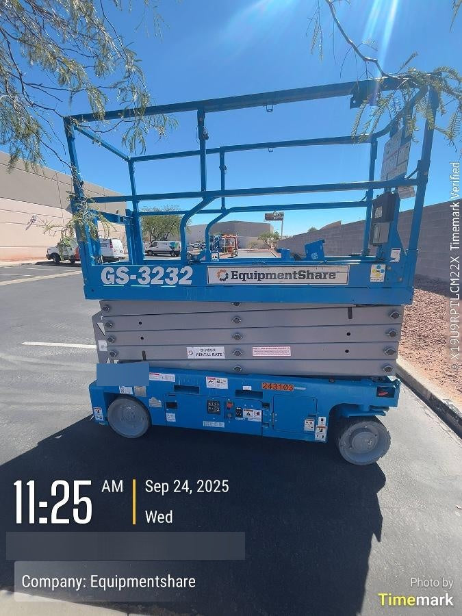 2022 GENIE GS-3232