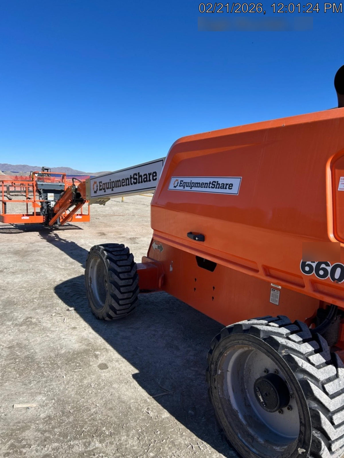 2020 JLG 660SJ
