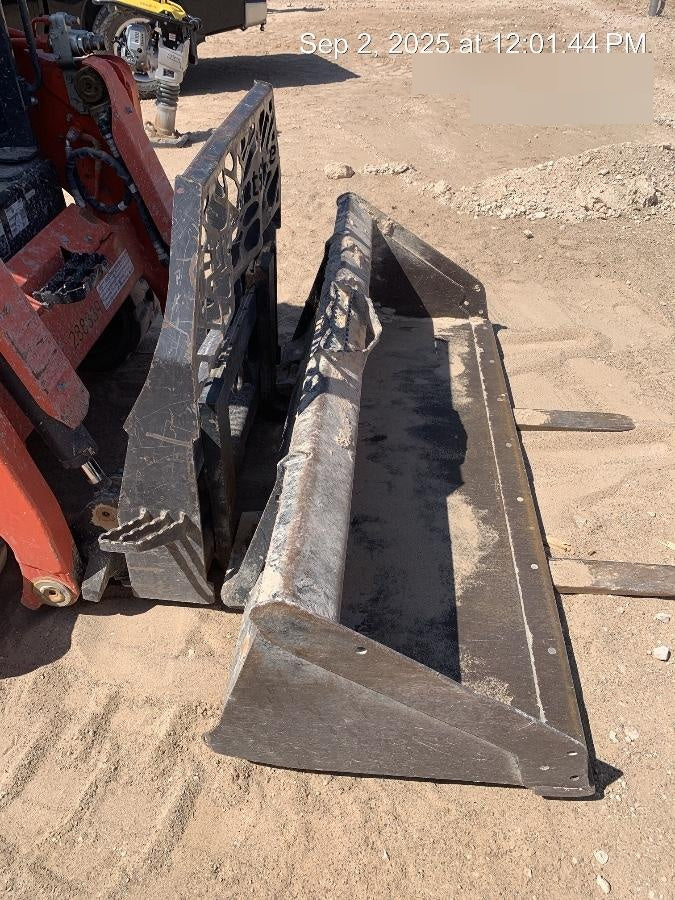 2021 PALADIN 48" Pallet Forks - Paladin