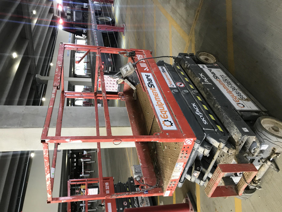 2017 Skyjack SJIII-3219 Skyjack SJIII3219 Scissor Lift w/Trojan Batteries