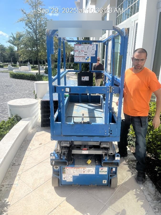 2023 GENIE GS-1432