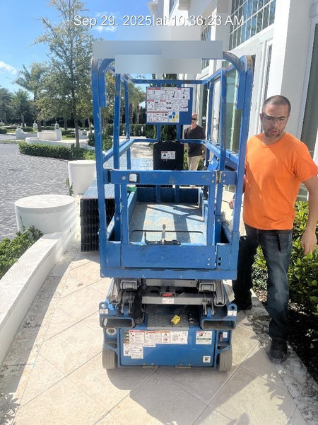 2023 GENIE GS-1432