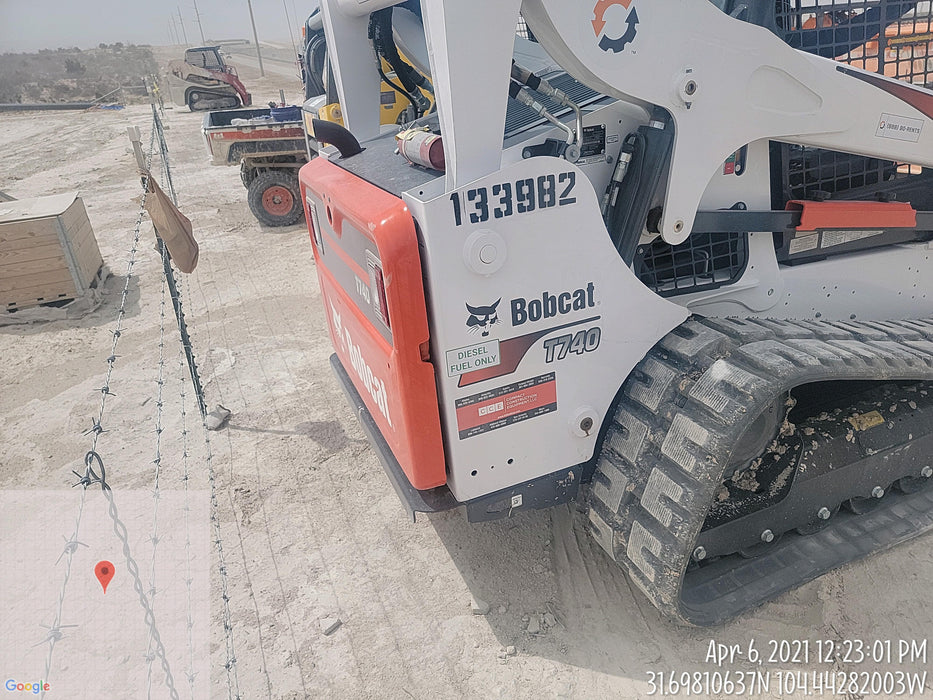 2021 BOBCAT T740