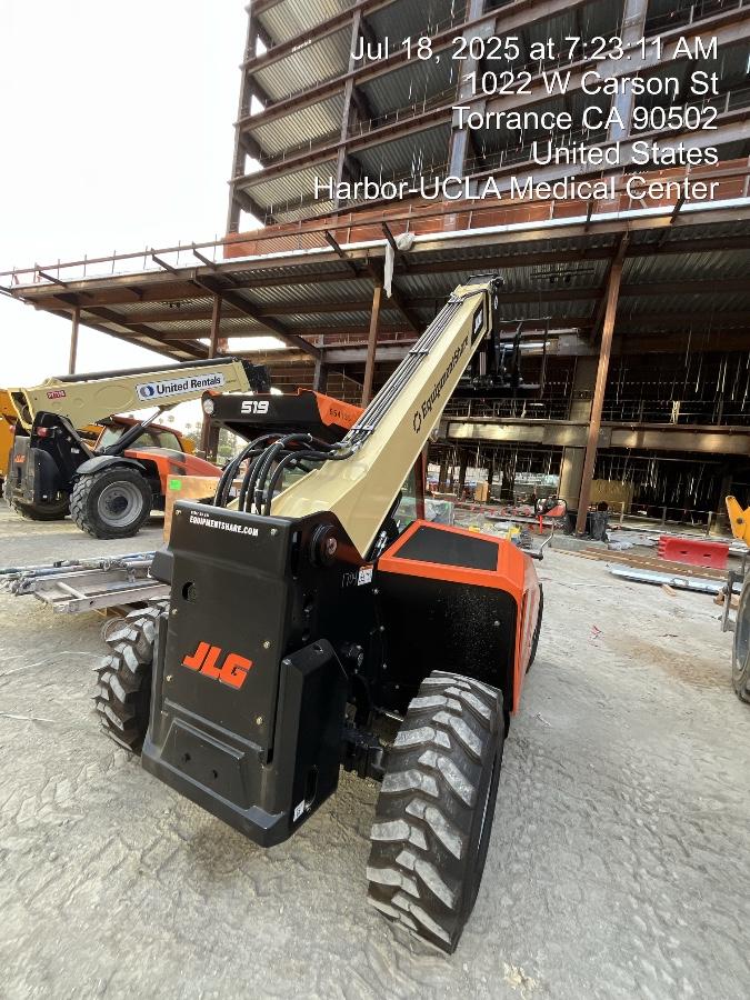 2025 JLG 519