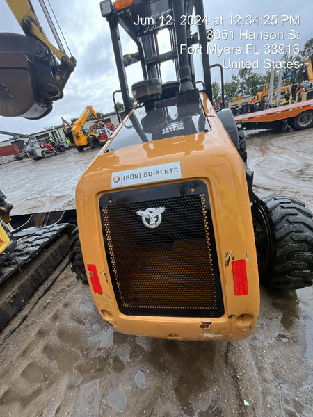 2023 CASE 588H