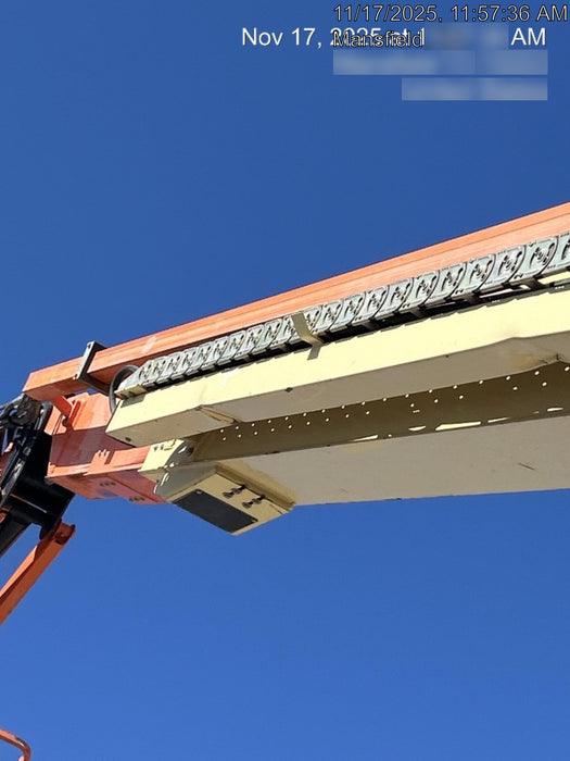 2016 JLG 660SJ