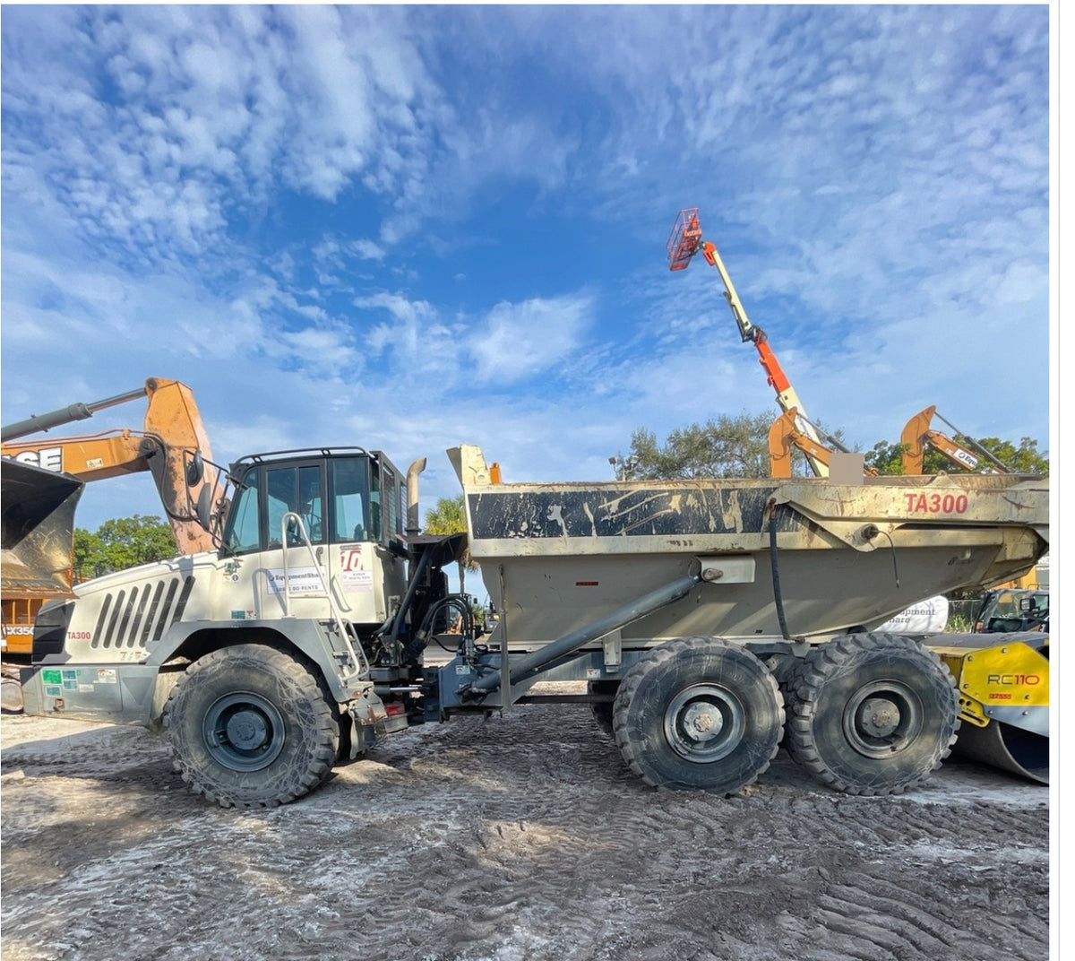 2018 TEREX TA300