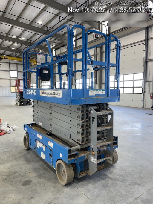 2019 Genie GS-4047 Folding rails with half height swing gate