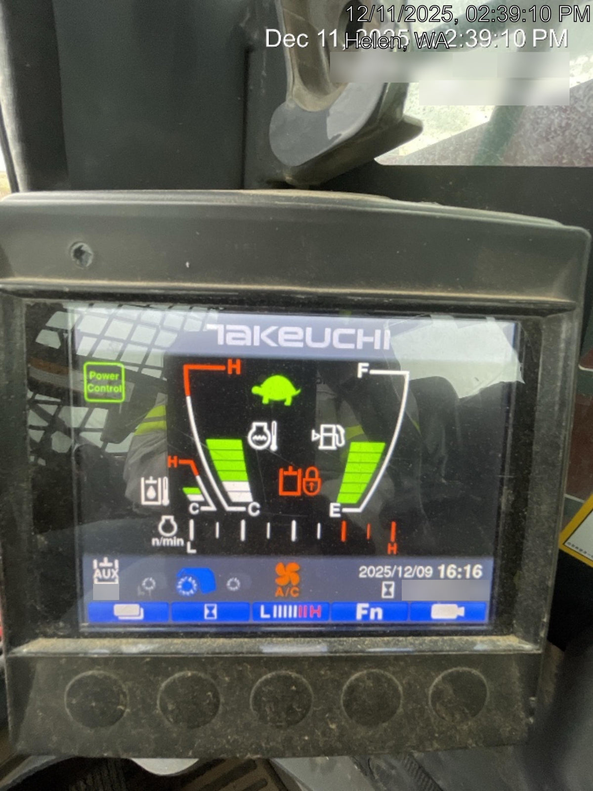 2020 TAKEUCHI TL8R2-CR