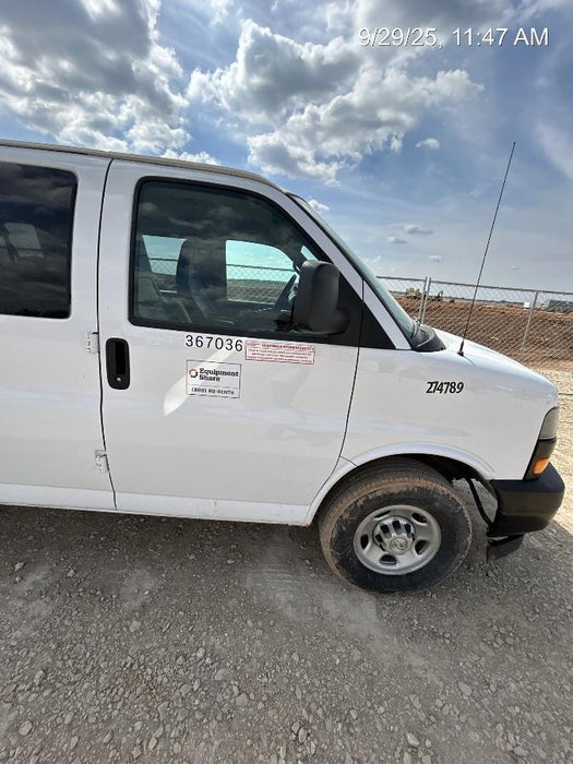 2023 CHEVROLET Express Van - Rental