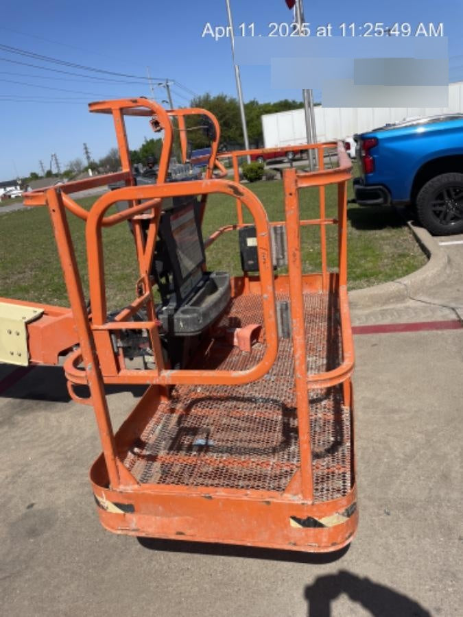 2020 JLG 400S
