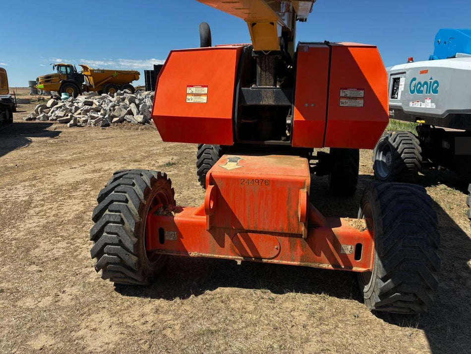 2022 JLG 860SJ