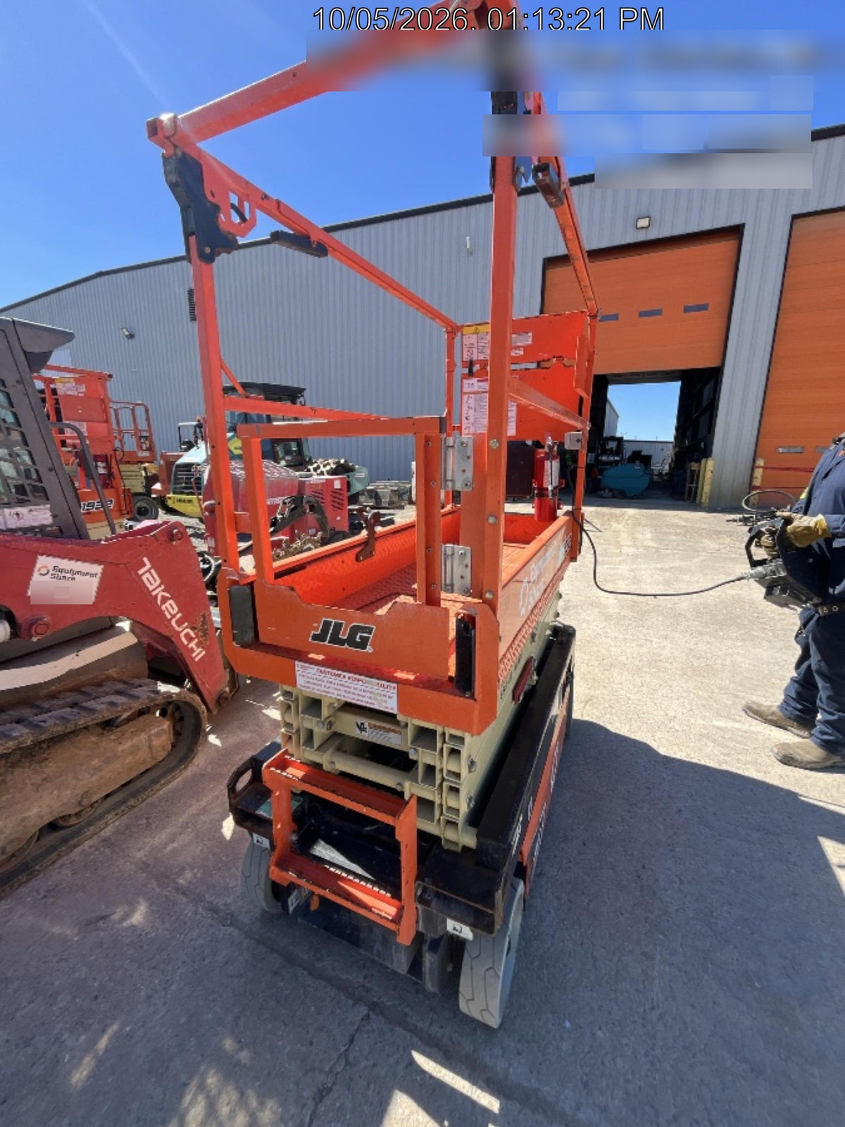 2023 JLG ES1932
