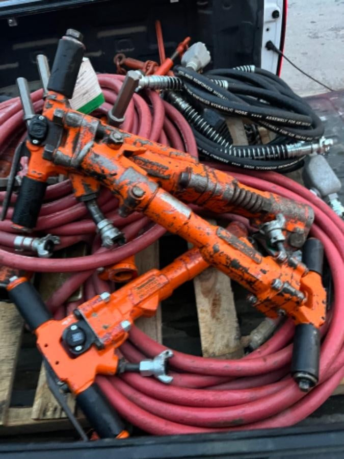 2024 MICHIGAN PNEUMATIC ES-TPB30-1-TRACKER