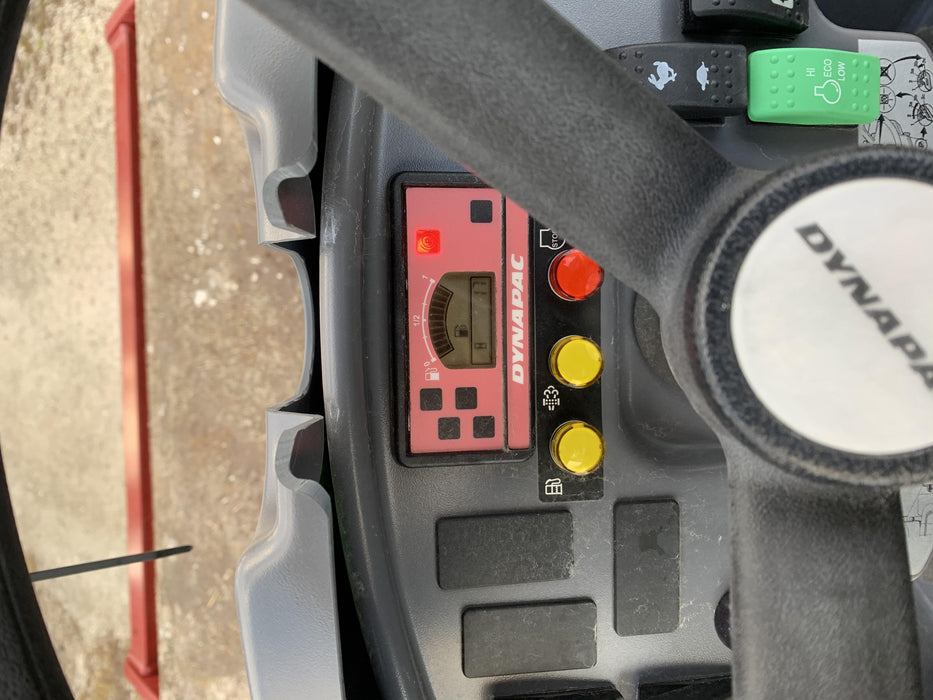 2020 DYNAPAC CA1400D