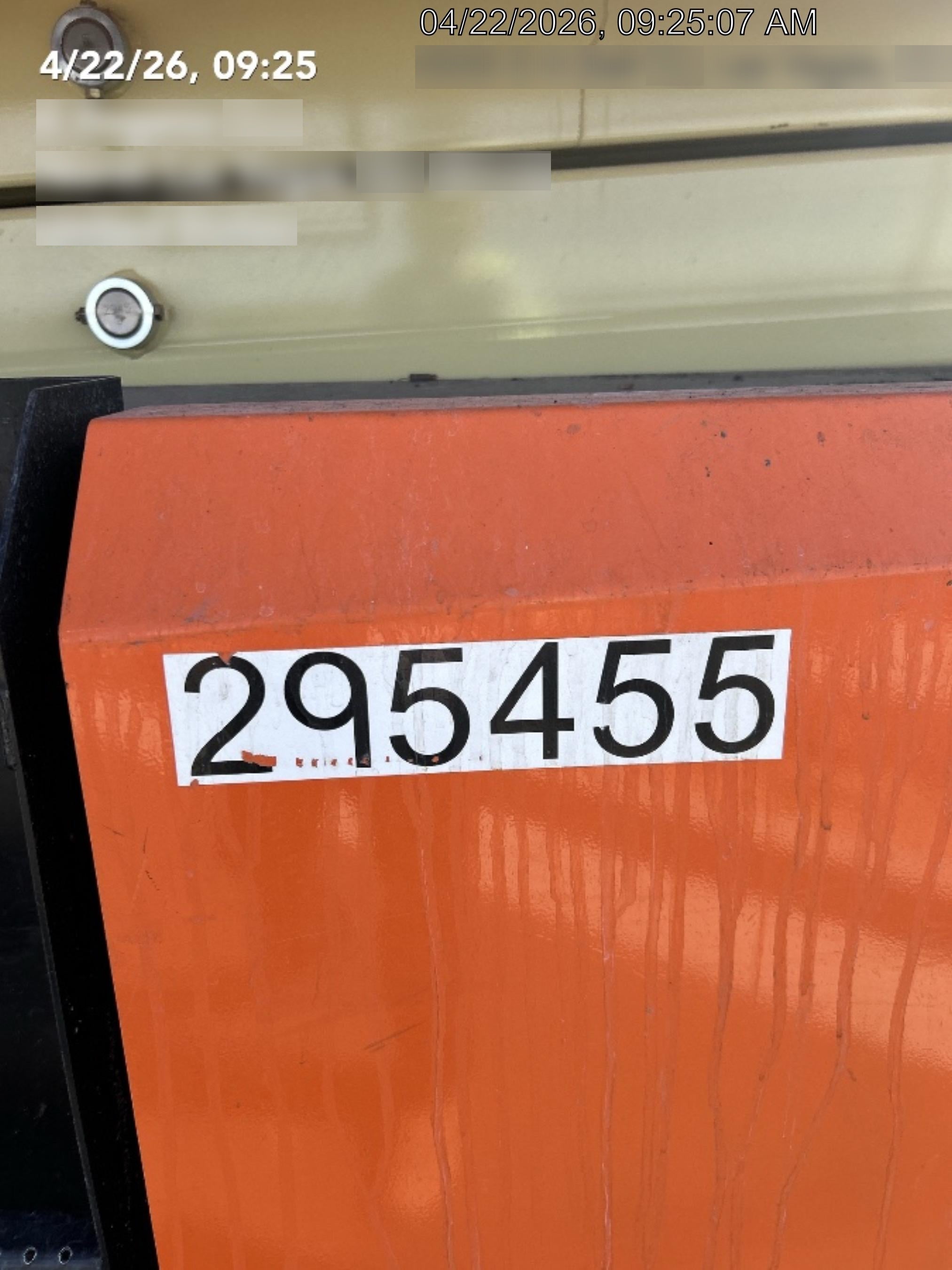 2023 JLG RT4394