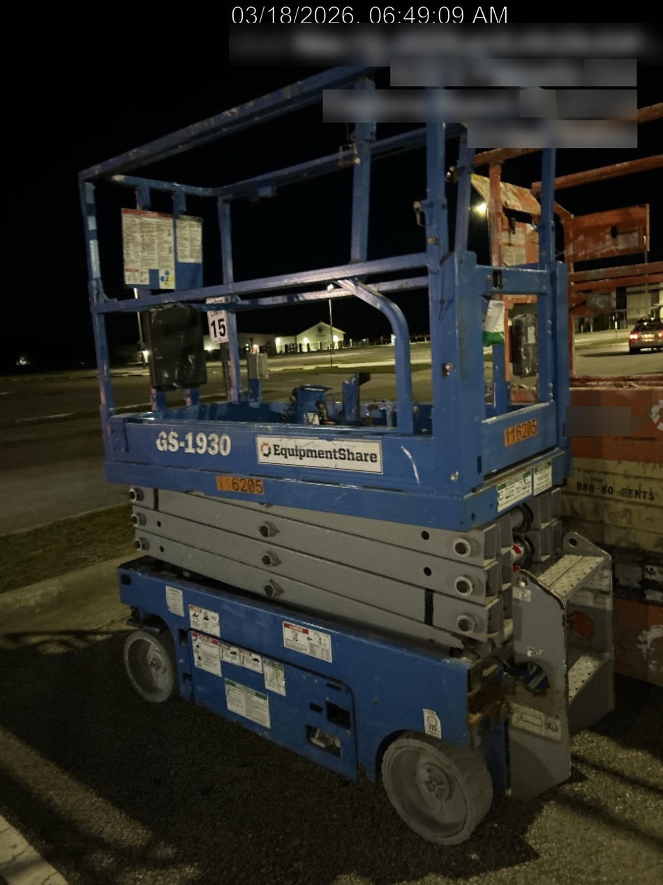 2020 Genie GS-1930 Solid Non Marking Tires, Beacon, Folding rails with half height swing gate