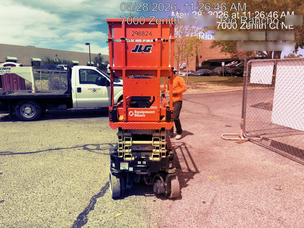 2023 JLG ES1932