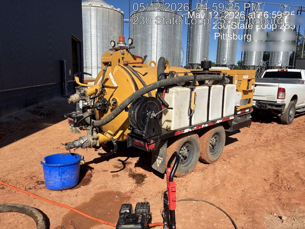 2021 Vac-Tron LP573XDT T4 Koehler Diesel Engine, 500 Gallon Debris Tank, x2 100 Gallon Water Tanks