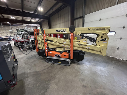 2025 JLG X600AJ