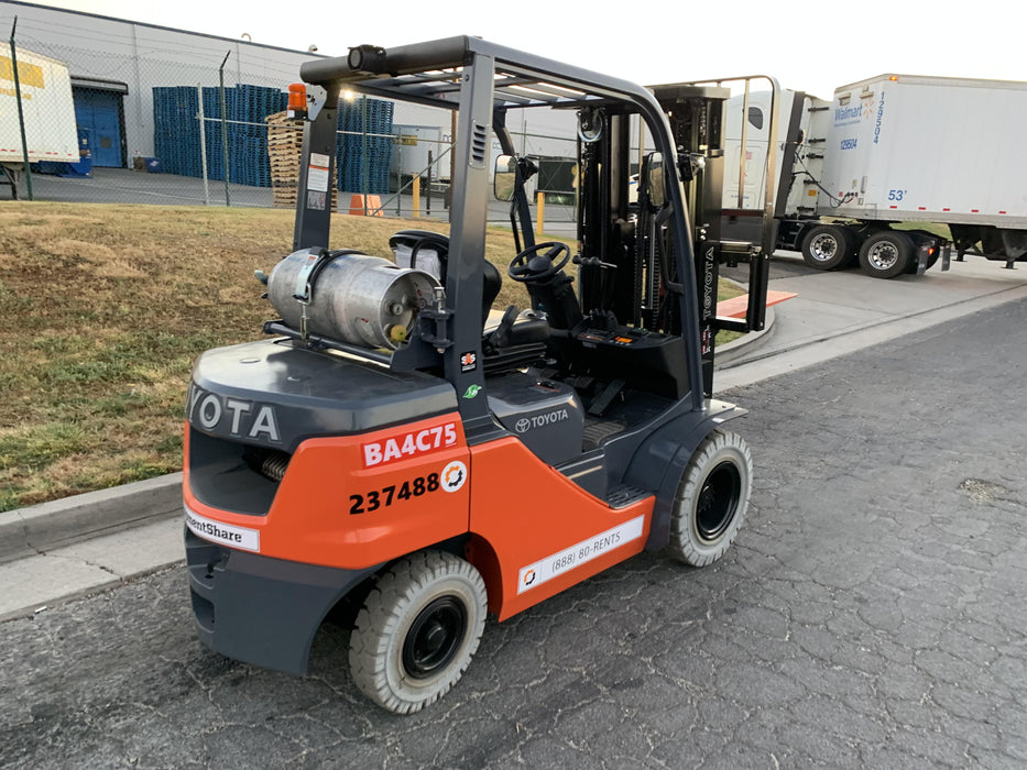 2022 TOYOTA 50-8FGU25