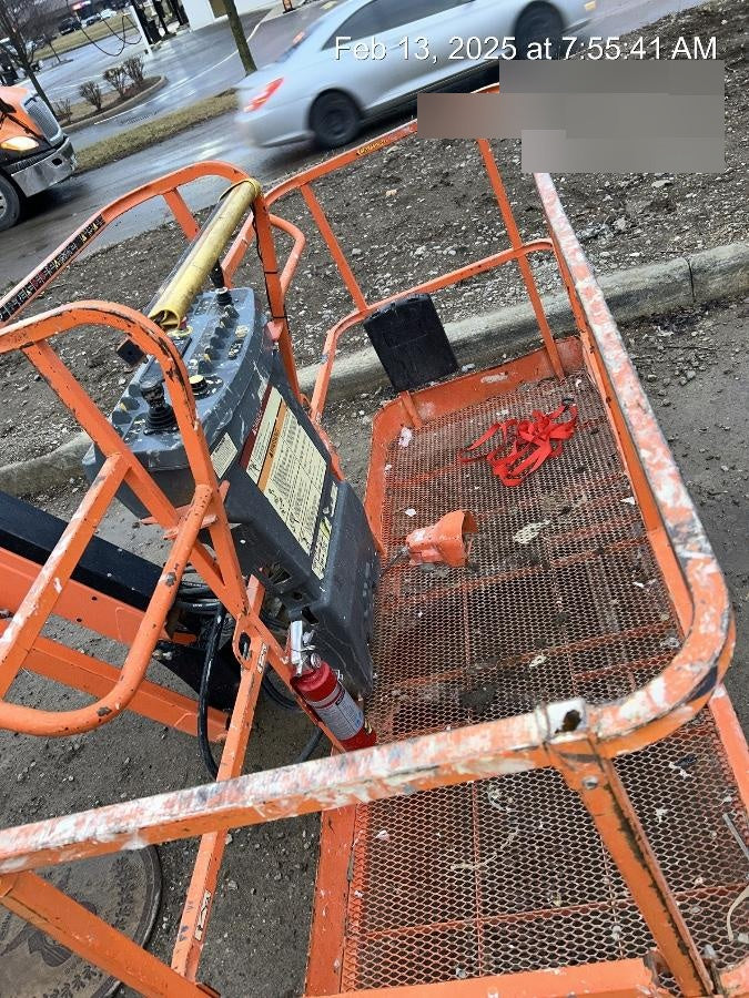 2019 JLG 660SJ